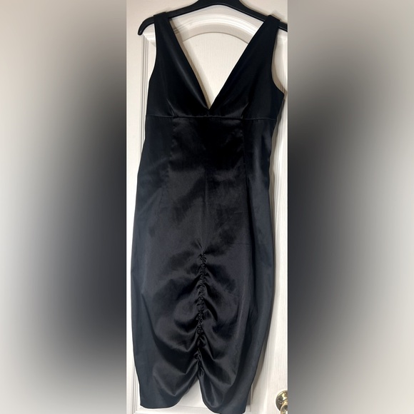 Dolce & Gabbana Satin Ruched Dress 
#treatyoself - Picture 7 of 11